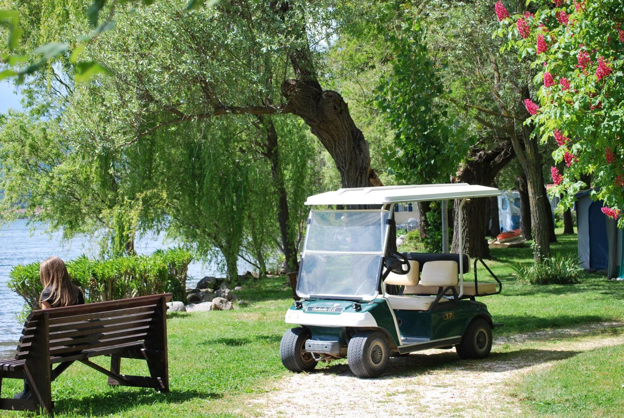 טרוויניאנו רומאנו International Glamping Lago Di Bracciano מראה חיצוני תמונה