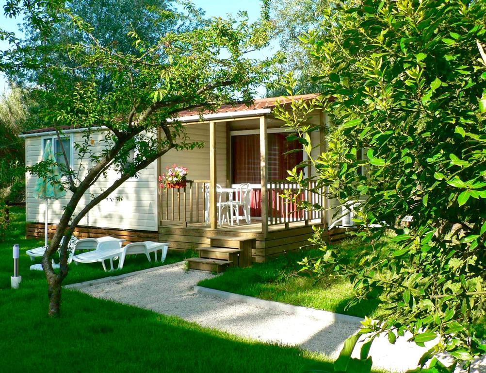 טרוויניאנו רומאנו International Glamping Lago Di Bracciano מראה חיצוני תמונה